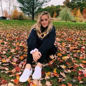 Meet your Posher, Jordyn